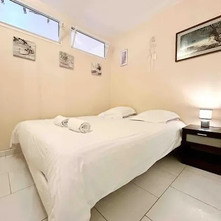 Apartamento Le Roi Soleil : 2 Prs Vue Mer, 300 M Plages Antibes